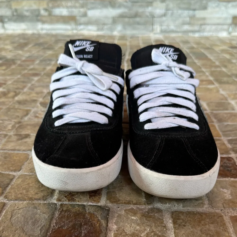 Nike bruin react sb Nike Black and White Athletic Shoes